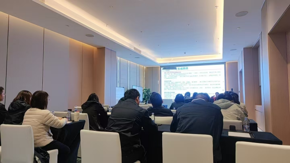 山东某证券公司:AI大模型办公赋能培训-成功案例2731.png